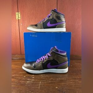 Nike Air Jordan 1 Mid Palomino Sneakers Purple Mocha Mens Size 10.5